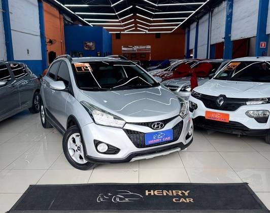 HYUNDAI HB20X 1.6 16V PREMIUM FLEX 4P AUTOMÁTICO HYUNDAI HB20X 1.6 16V PREMIUM FLEX 4P AUTOMÁTICO
